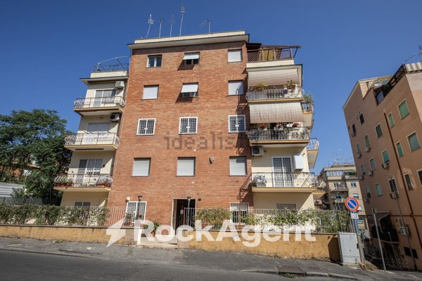 appartamento in vendita a Roma in zona Collatino