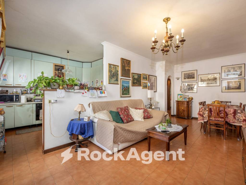 appartamento in vendita a Roma in zona Ponte Mammolo