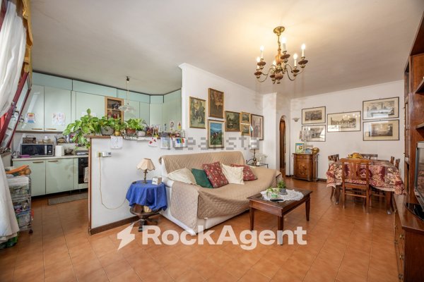 appartamento in vendita a Roma in zona Ponte Mammolo