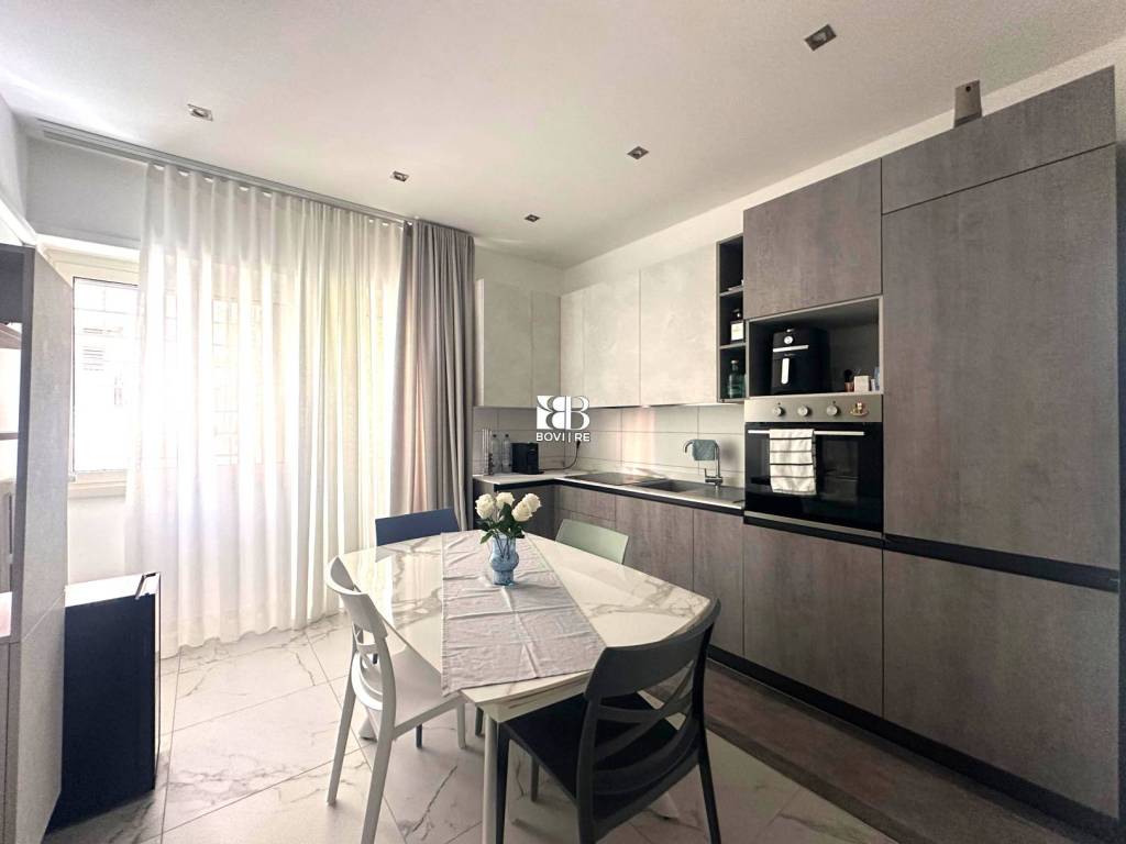 appartamento in vendita a Roma in zona Della Vittoria