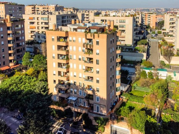 appartamento in vendita a Roma in zona Torrino