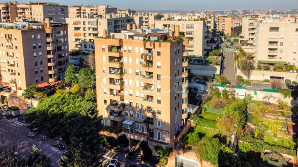 appartamento in vendita a Roma in zona Torrino