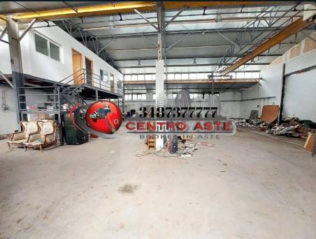 locale commerciale in vendita a Roma in zona Sette Bagni