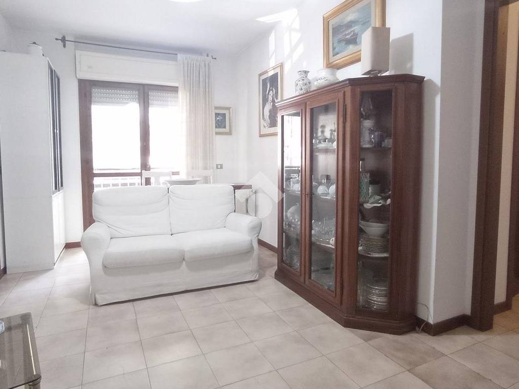 appartamento in vendita a Roma in zona Ponte Mammolo