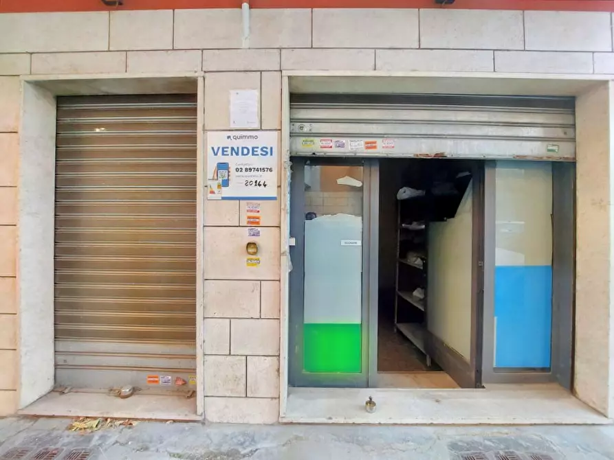 negozio in vendita a Roma in zona Tor di Quinto