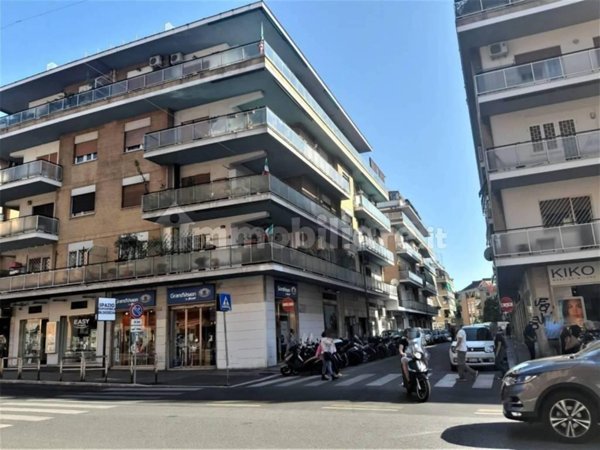 appartamento in vendita a Roma in zona Aurelio
