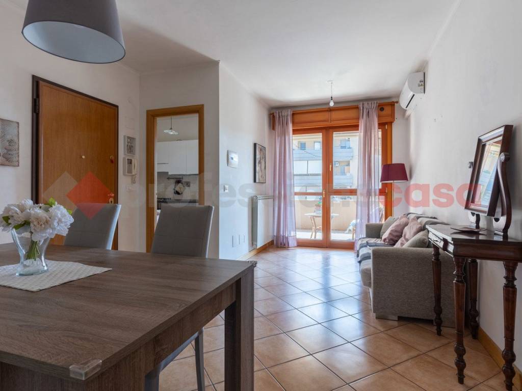 appartamento in vendita a Roma in zona Prenestino-Labicano