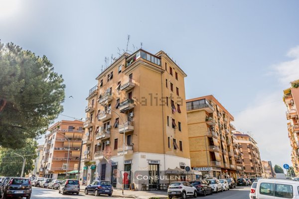 appartamento in vendita a Roma in zona Prenestino-Centocelle