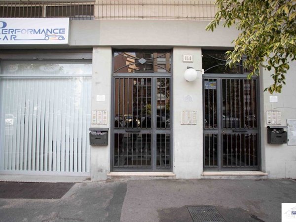 appartamento in vendita a Roma in zona Tuscolano