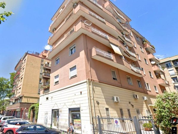 appartamento in vendita a Roma in zona Portuense