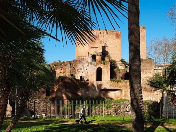appartamento in vendita a Roma in zona Esquilino