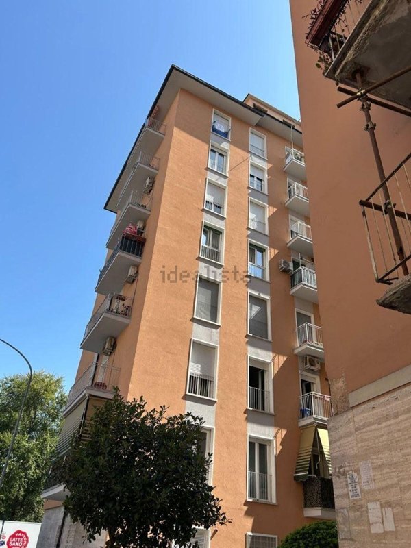 appartamento in vendita a Roma in zona Don Bosco