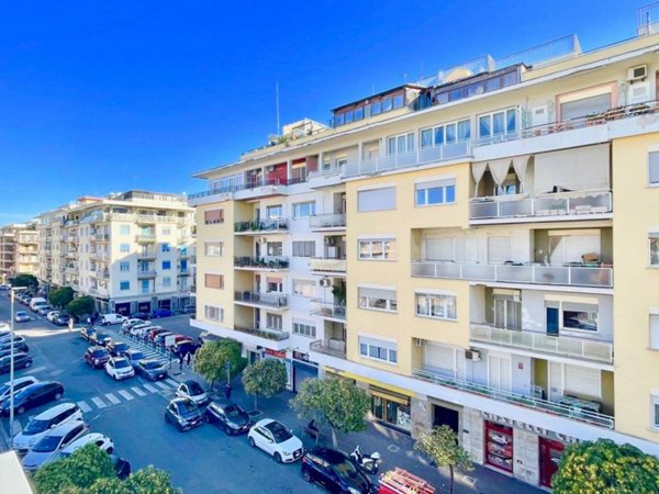 appartamento in vendita a Roma in zona Ostia