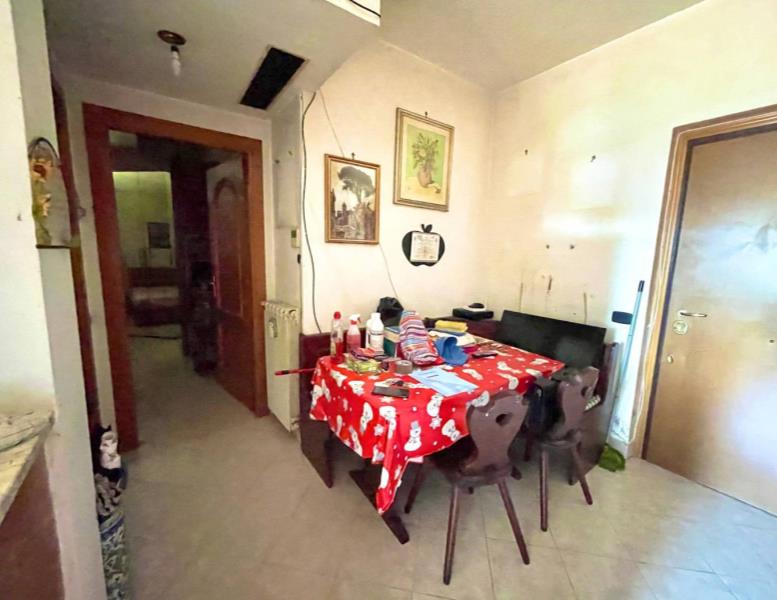 appartamento in vendita a Roma in zona Tor Bella Monaca