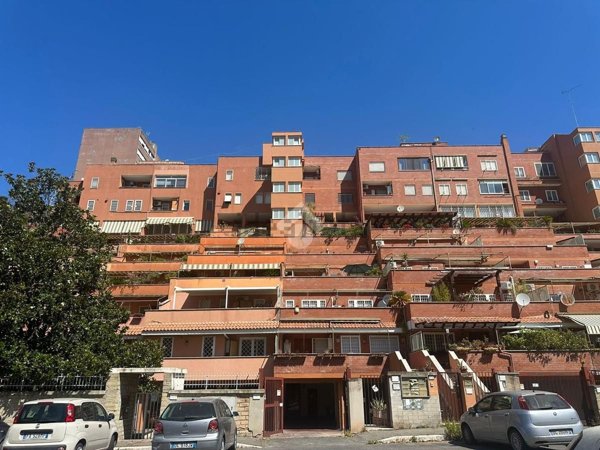 appartamento in vendita a Roma in zona EUR