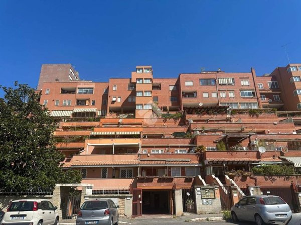 appartamento in vendita a Roma in zona EUR