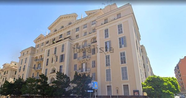 appartamento in vendita a Roma in zona Appio Latino