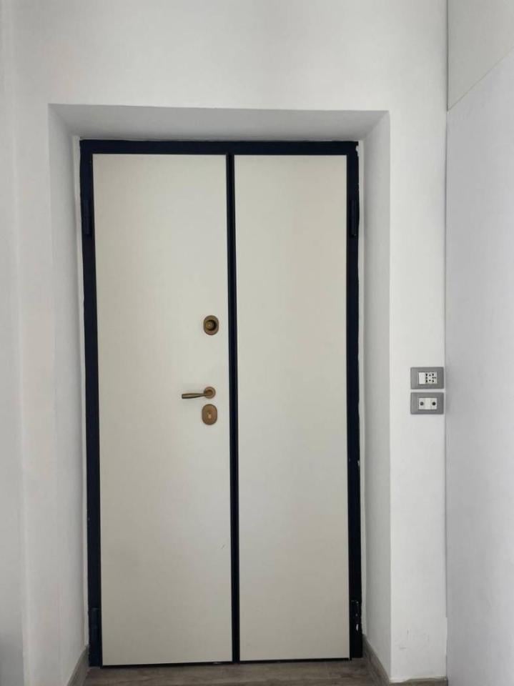 appartamento in vendita a Roma in zona Appio Latino