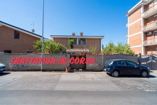 casa indipendente in vendita a Roma