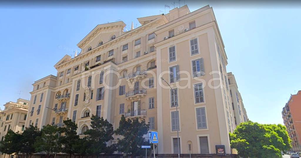 appartamento in vendita a Roma in zona Appio Latino