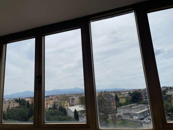 appartamento in vendita a Roma in zona Torre Maura