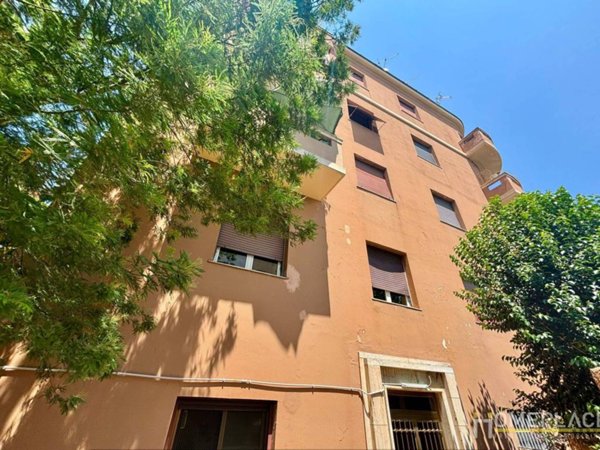 appartamento in vendita a Roma in zona Tuscolano