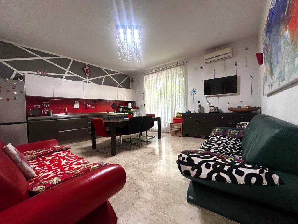 appartamento in vendita a Roma in zona Prenestino-Centocelle