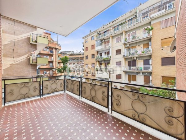 appartamento in vendita a Roma in zona Aurelio