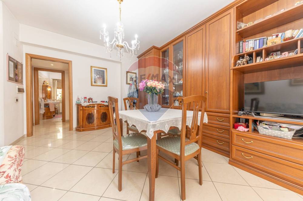 appartamento in vendita a Roma in zona Prenestino-Labicano