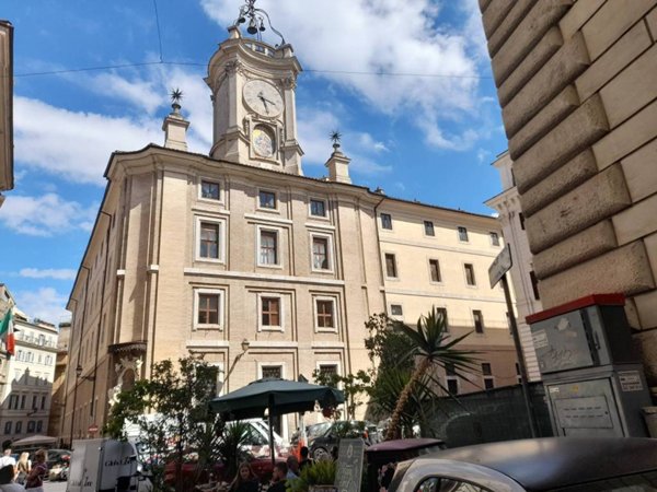 appartamento in vendita a Roma in zona Rione di Ponte