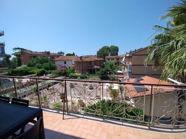 appartamento in vendita a Roma in zona Corviale