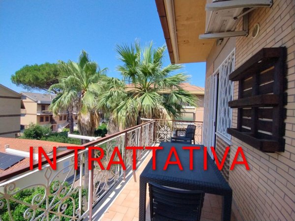 appartamento in vendita a Roma in zona Corviale