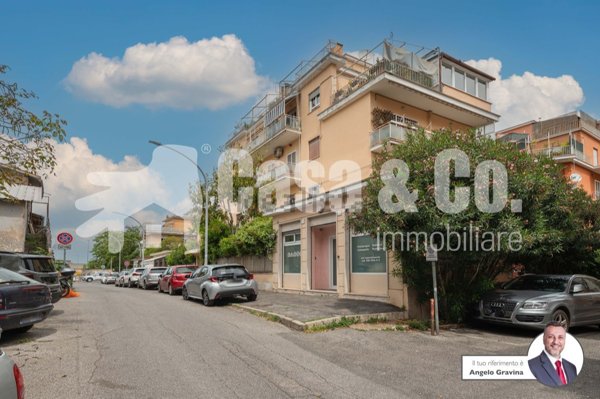 appartamento in vendita a Roma in zona Della Vittoria