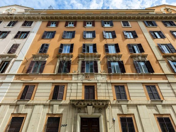 appartamento in vendita a Roma in zona Esquilino