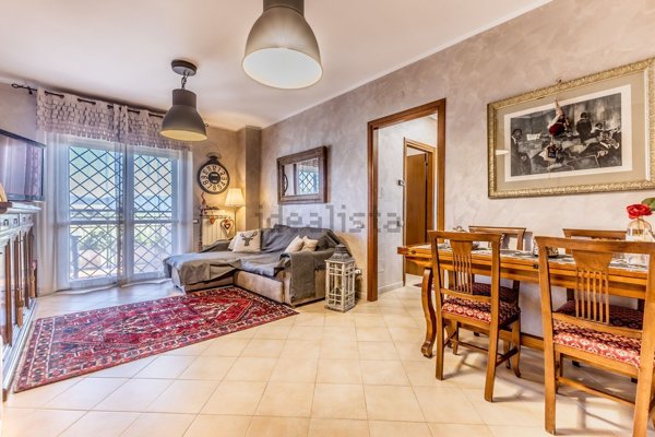 appartamento in vendita a Roma in zona Castelverde