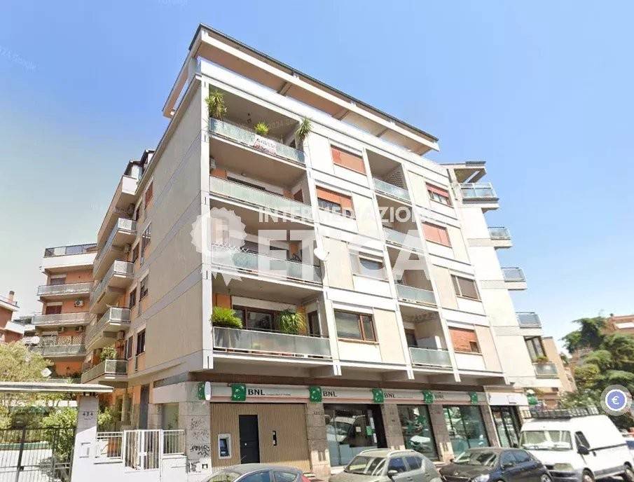 appartamento in vendita a Roma in zona Aurelio