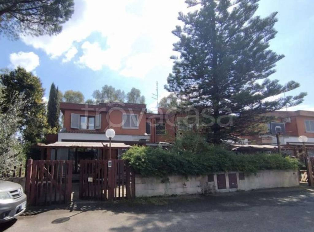 villa in vendita a Roma in zona Colle del Sole