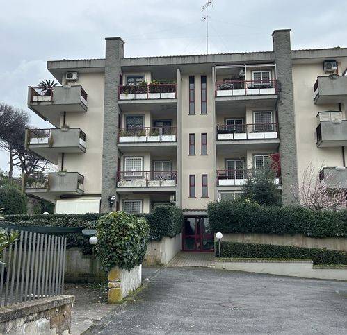 appartamento in vendita a Roma in zona Casalotti