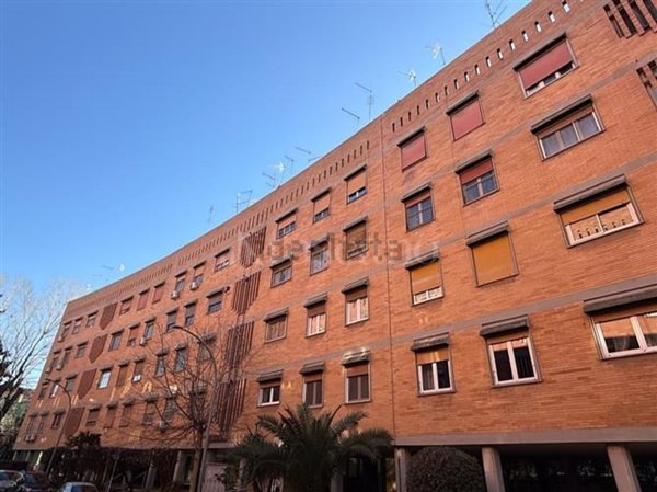 appartamento in vendita a Roma in zona Tor di Valle