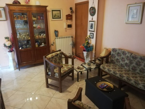 appartamento in vendita a Roma in zona Torre Angela