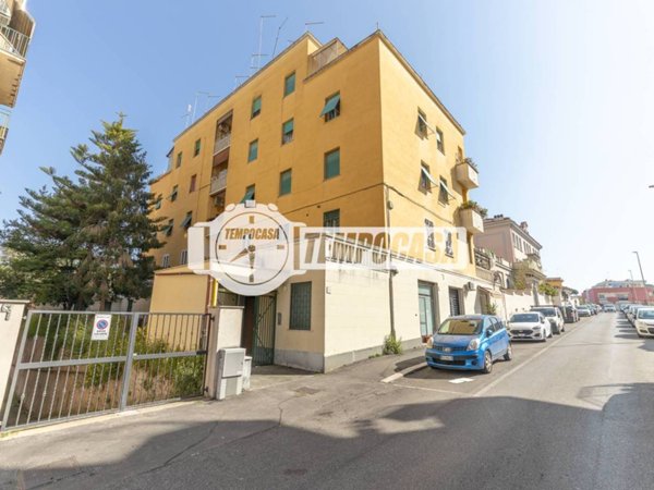 appartamento in vendita a Roma in zona Tuscolano