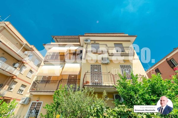 negozio in vendita a Roma in zona Fidene