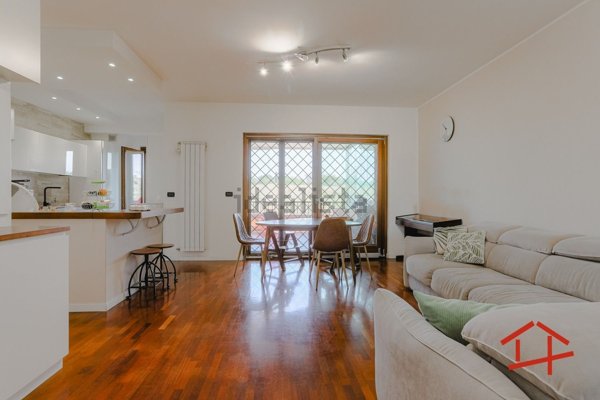 appartamento in vendita a Roma in zona Mezzocammino