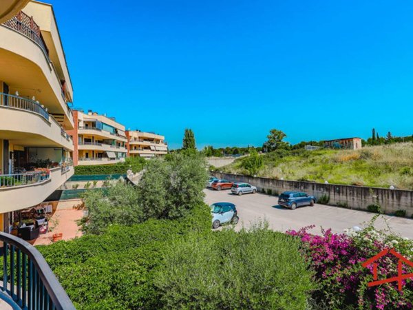 appartamento in vendita a Roma in zona Mezzocammino