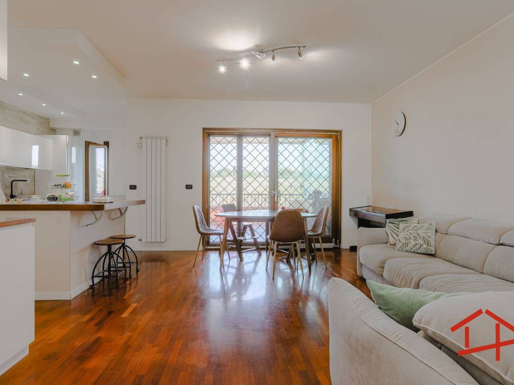 appartamento in vendita a Roma in zona Mezzocammino