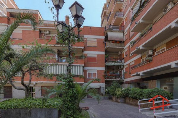 appartamento in vendita a Roma in zona Gianicolense