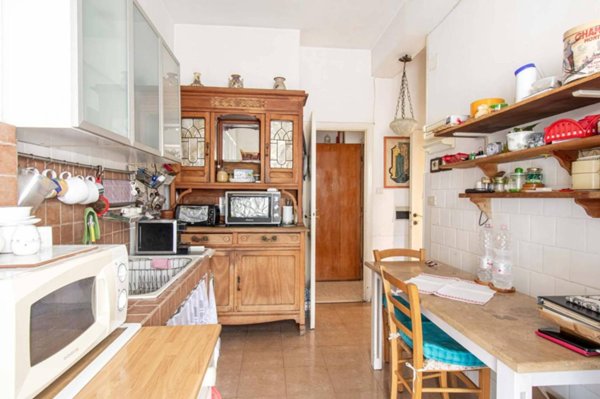 appartamento in vendita a Roma in zona Ardeatino