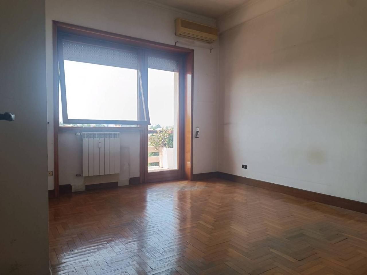 appartamento in vendita a Roma in zona Vigna Murata