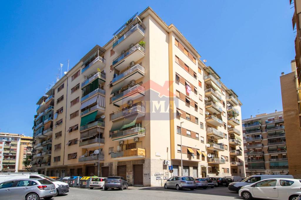 appartamento in vendita a Roma in zona Tiburtino