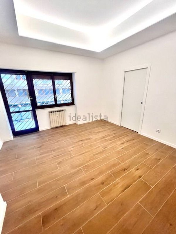 appartamento in vendita a Roma in zona Ostiense